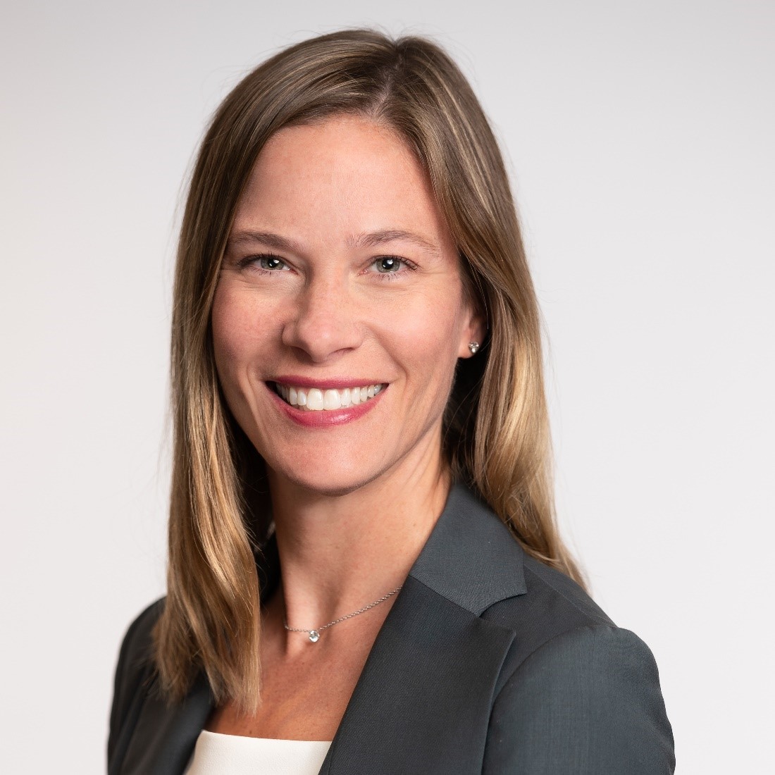 A photo of VACNJ Board Member Lisa Gingeleskie.