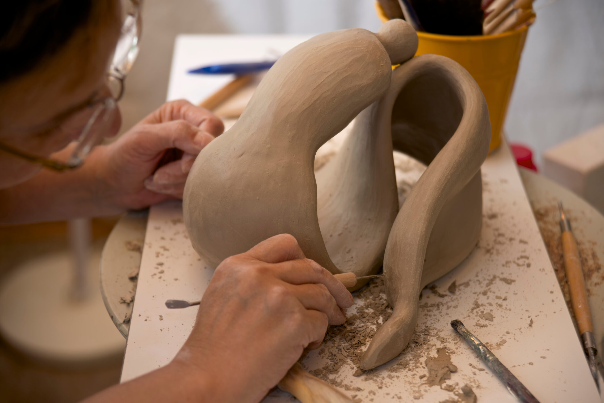 Artist taking an online art class