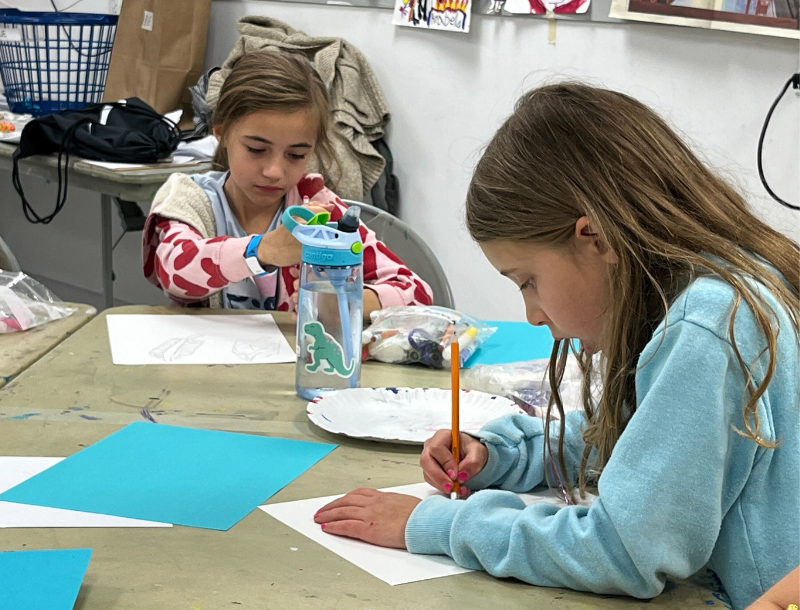Artist taking an online art class