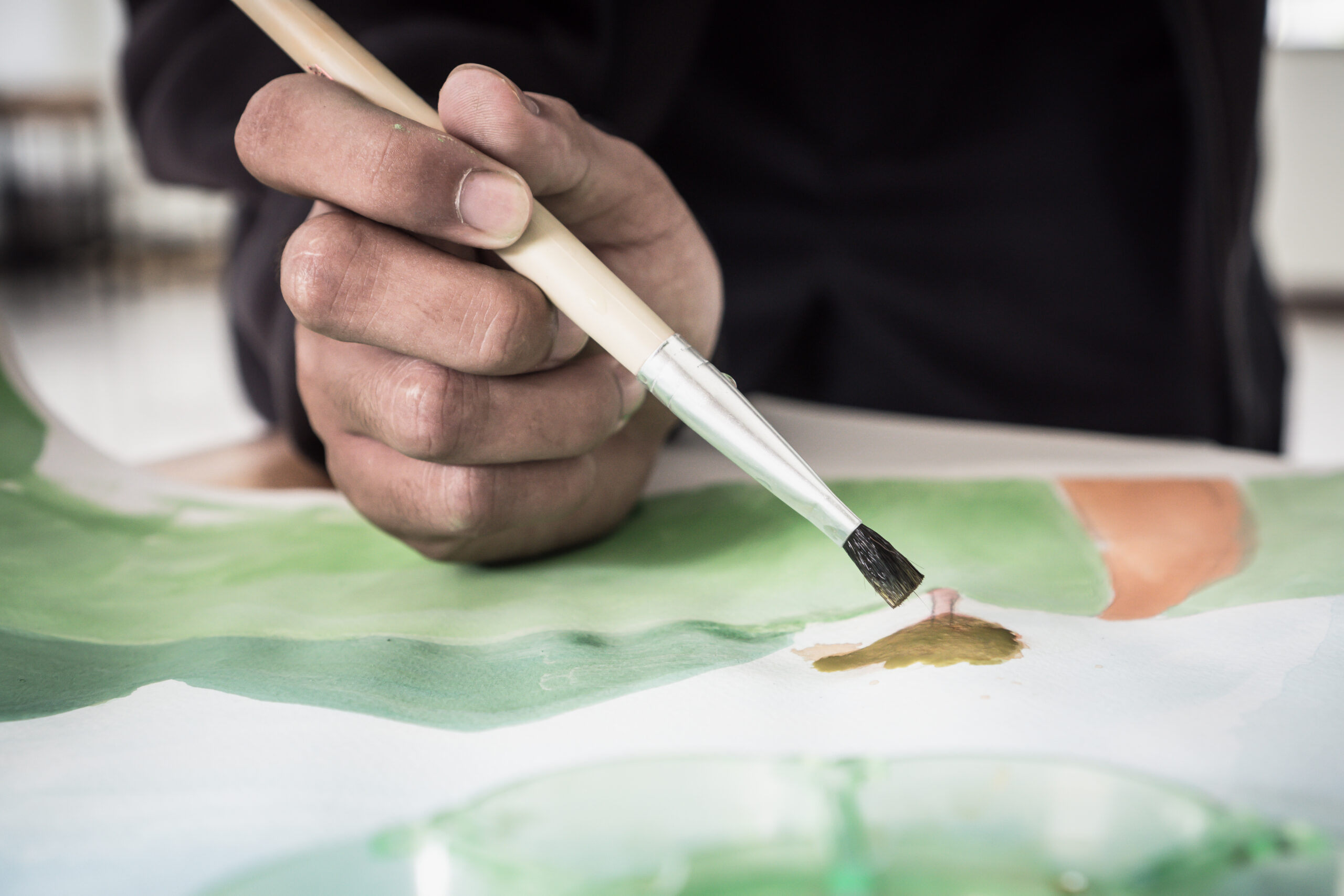 Artist taking an online art class